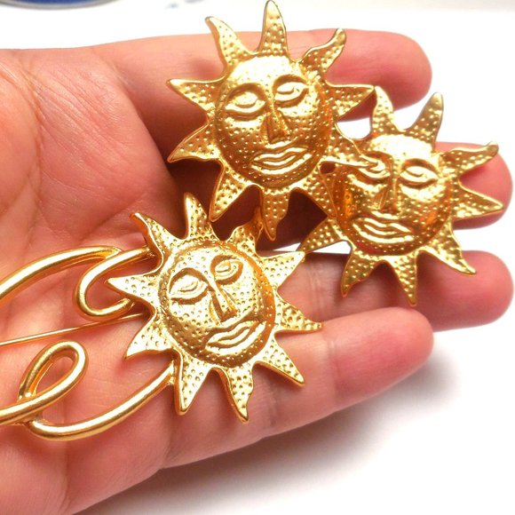 Vintage Jewelry Set Sun Brooch and Cilp-on Earrings accessories gifts - Picture 2 of 9